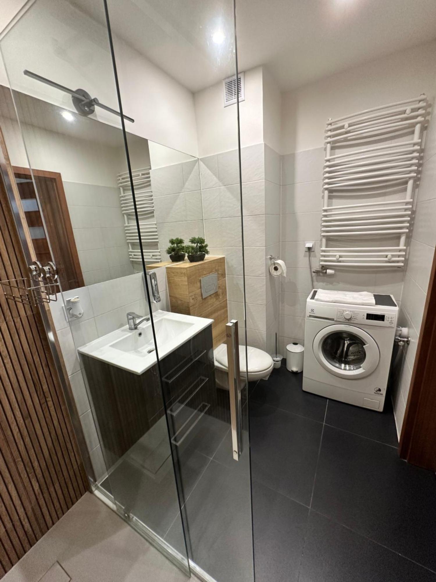Apartament Bajeczny 88 - 20 Min To Cracow Airport - Beside The Vistula River *